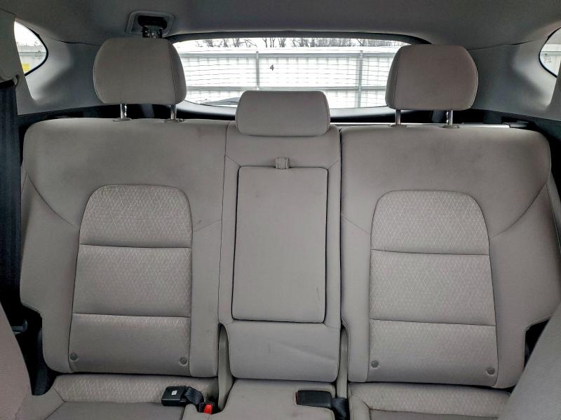 Фото 10 - HYUNDAI TUCSON