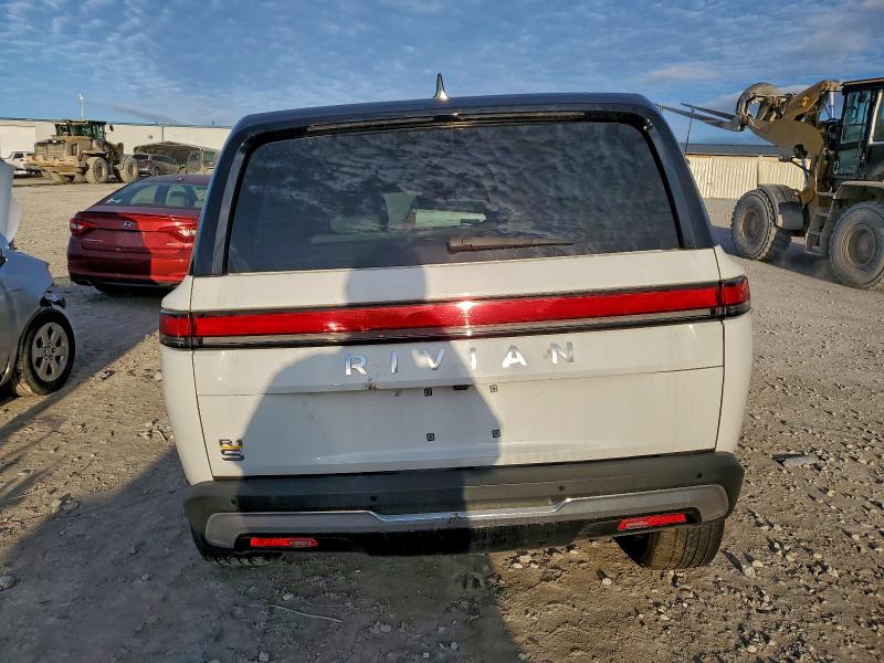 RIVIAN RIS 2023 VIN 7PDSGABL7PN006112