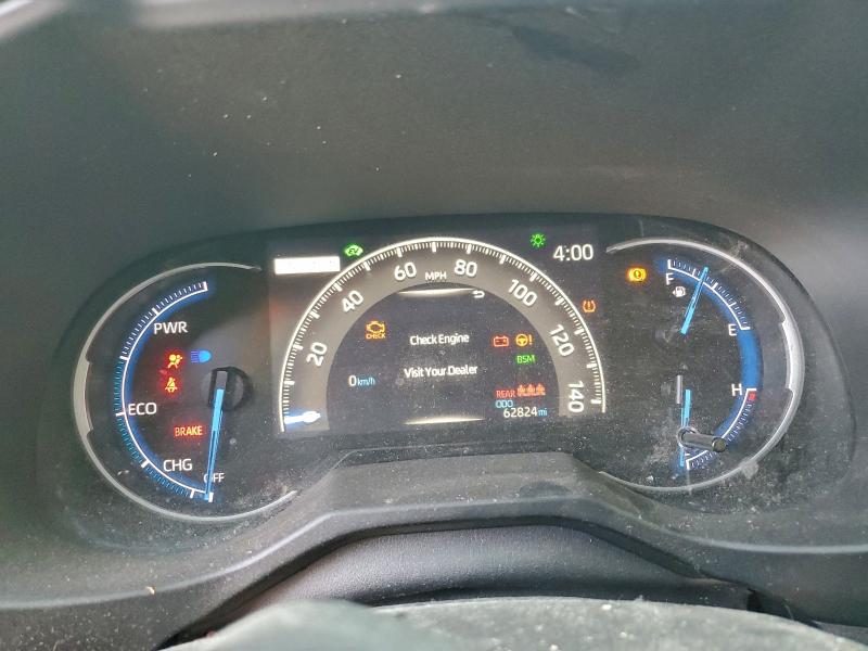 Фото 9 - TOYOTA RAV4