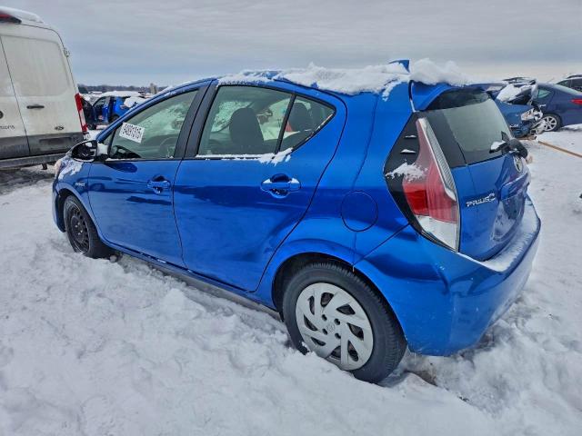 Фото 2 - TOYOTA PRIUS