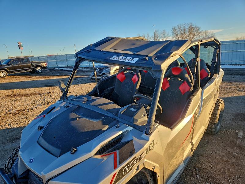 POLARIS SIDEBYSIDE 2017