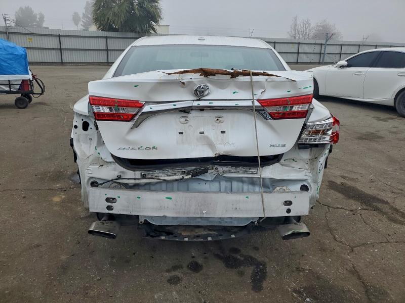 Фото 6 - TOYOTA AVALON