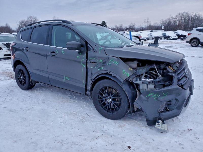 Фото 4 - FORD ESCAPE