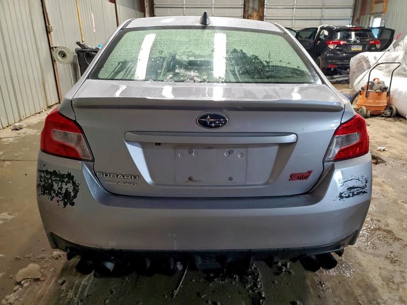 Фото 6 - SUBARU WRX