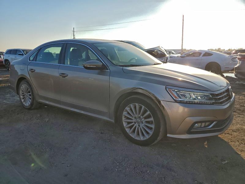 Фото 4 - VOLKSWAGEN PASSAT