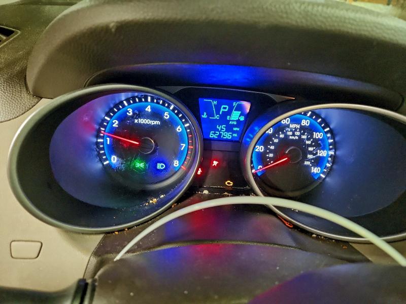 Фото 9 - HYUNDAI TUCSON