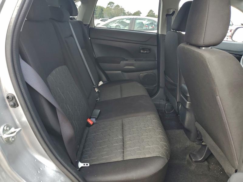 Фото 11 - MITSUBISHI OUTLANDER