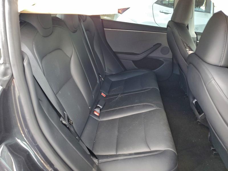 Фото 10 - TESLA MODEL 3