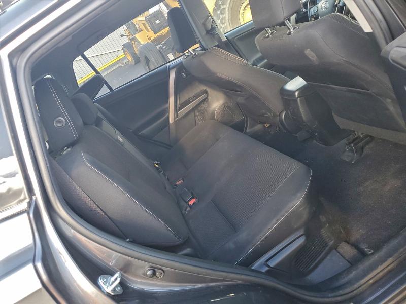 Фото 11 - TOYOTA RAV4