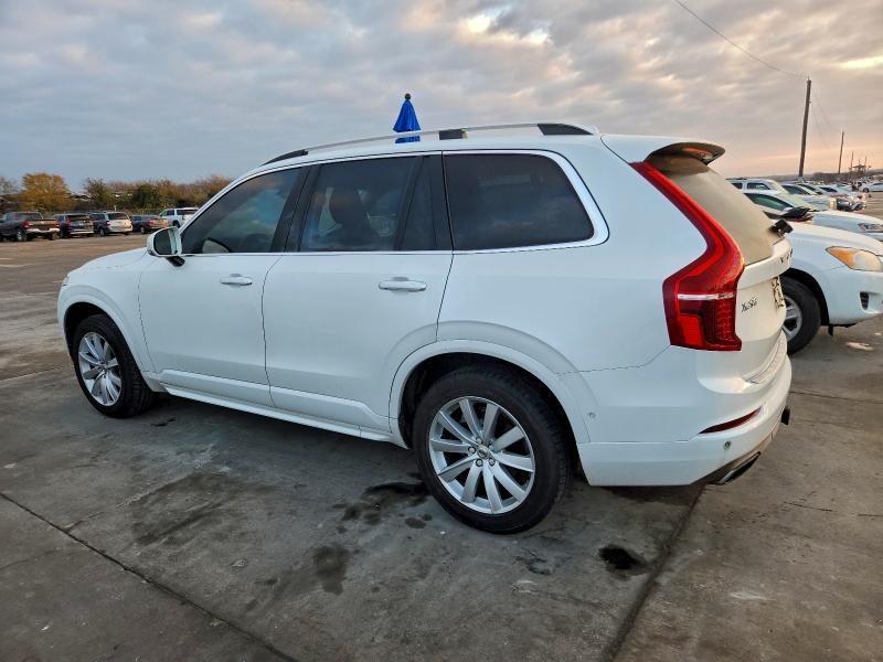Фото 2 - VOLVO XC90