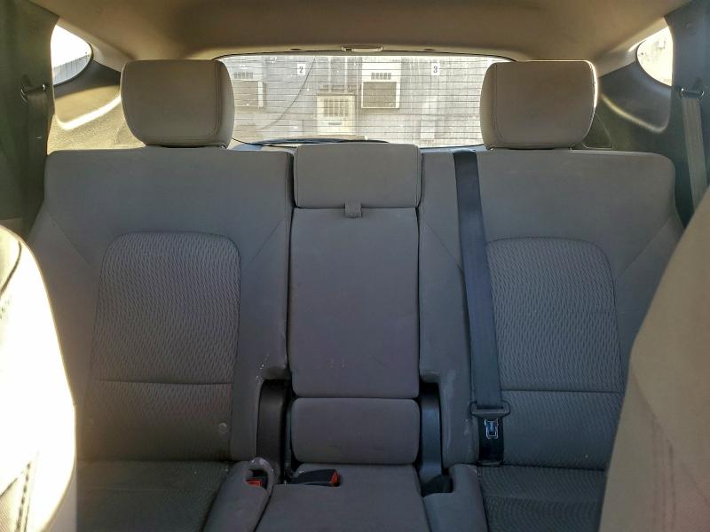 Фото 10 - HYUNDAI SANTA FE