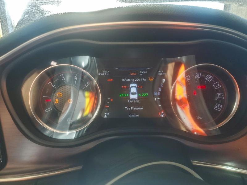 Фото 9 - DODGE CHALLENGER