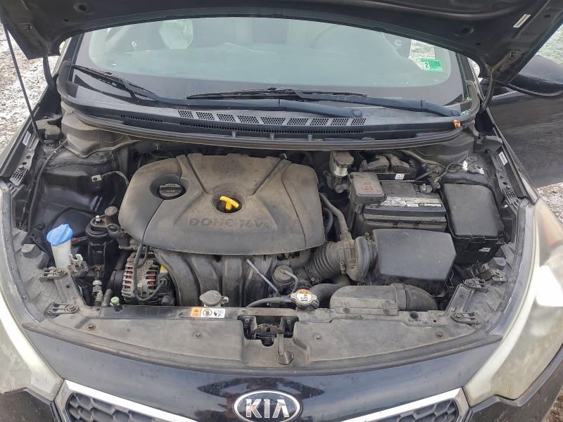 Фото 11 - KIA FORTE