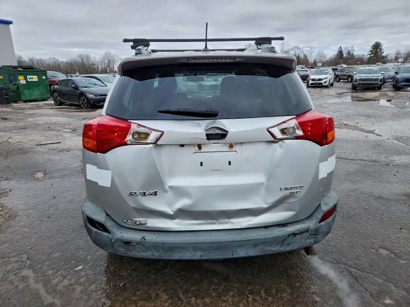 Фото 6 - TOYOTA RAV4