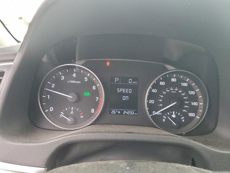 Фото 9 - HYUNDAI ELANTRA