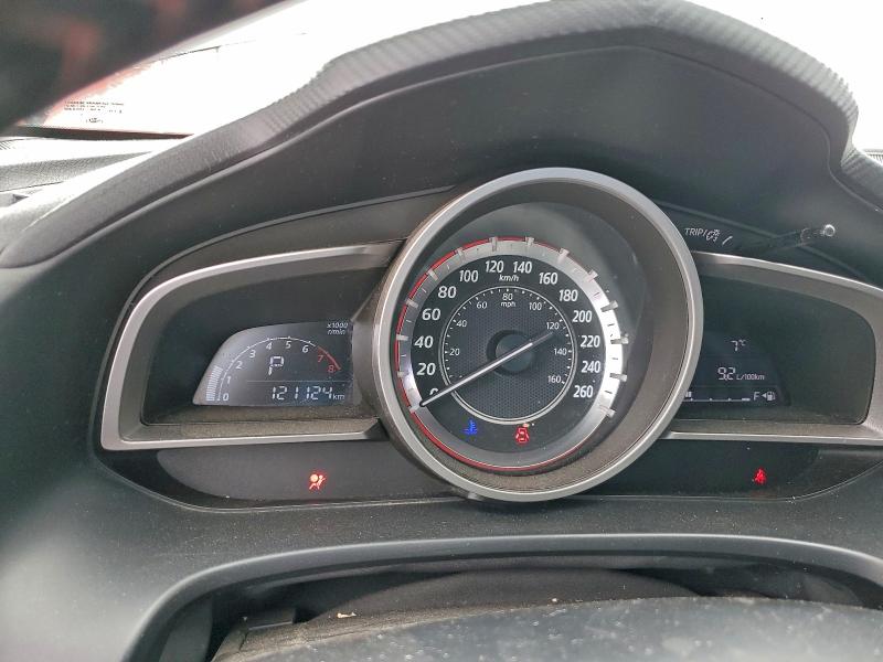 Фото 9 - MAZDA 3