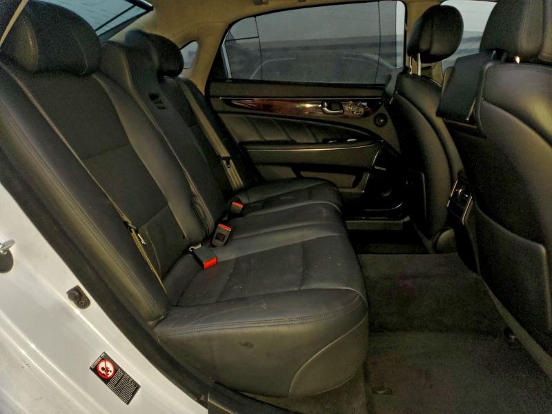 HYUNDAI EQUUS 2016 VIN KMHGH4JH6GU103408