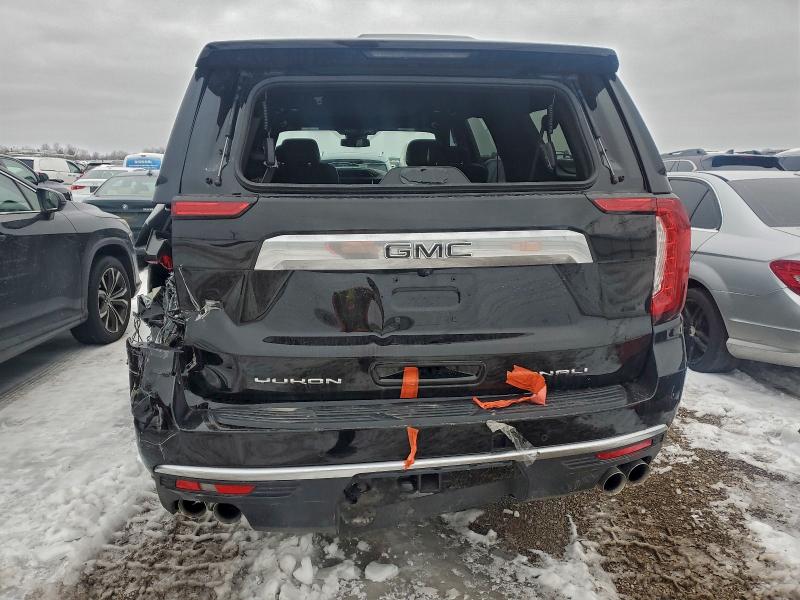 Фото 6 - GMC YUKON