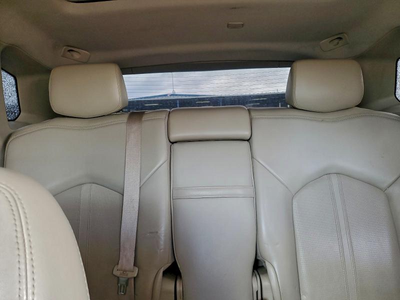 Фото 10 - CADILLAC SRX