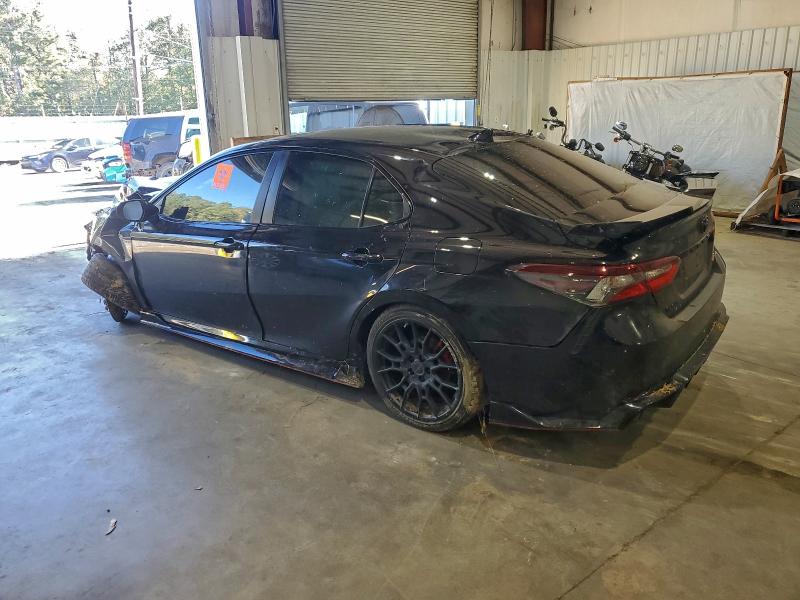 Фото 2 - TOYOTA CAMRY