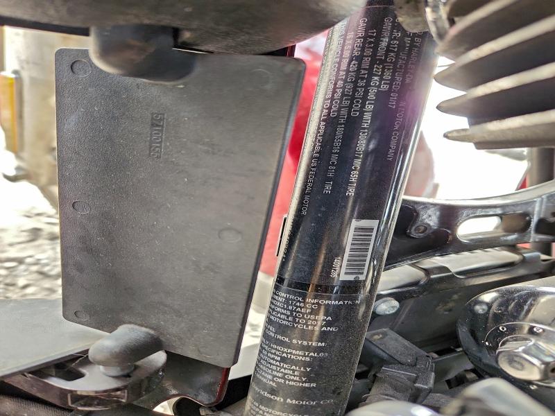 HARLEY-DAVIDSON FL 2017