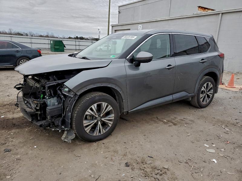 Фото 1 - NISSAN ROGUE