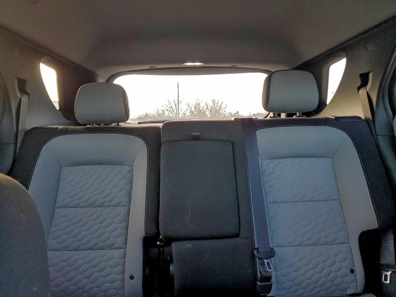 Фото 10 - CHEVROLET EQUINOX