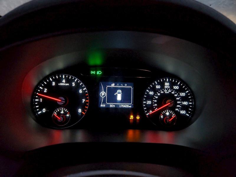 Фото 9 - KIA SORENTO