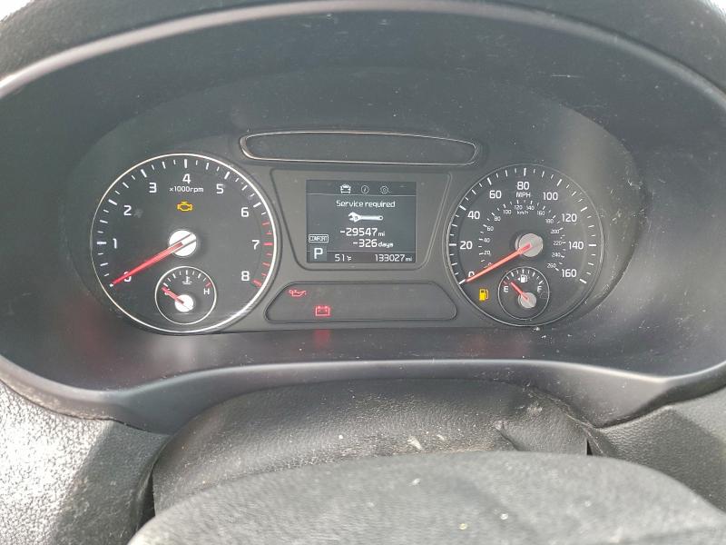 Фото 9 - KIA SORENTO