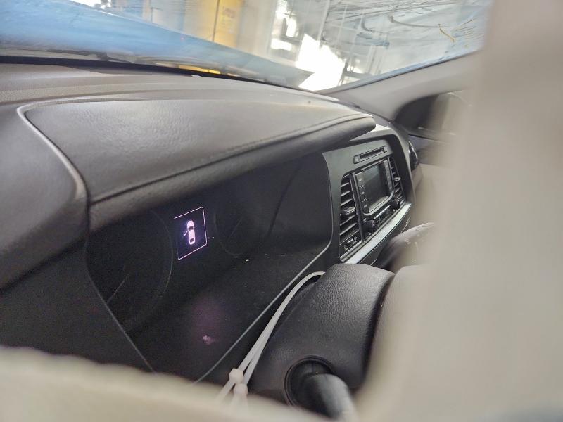 Фото 9 - HYUNDAI SONATA