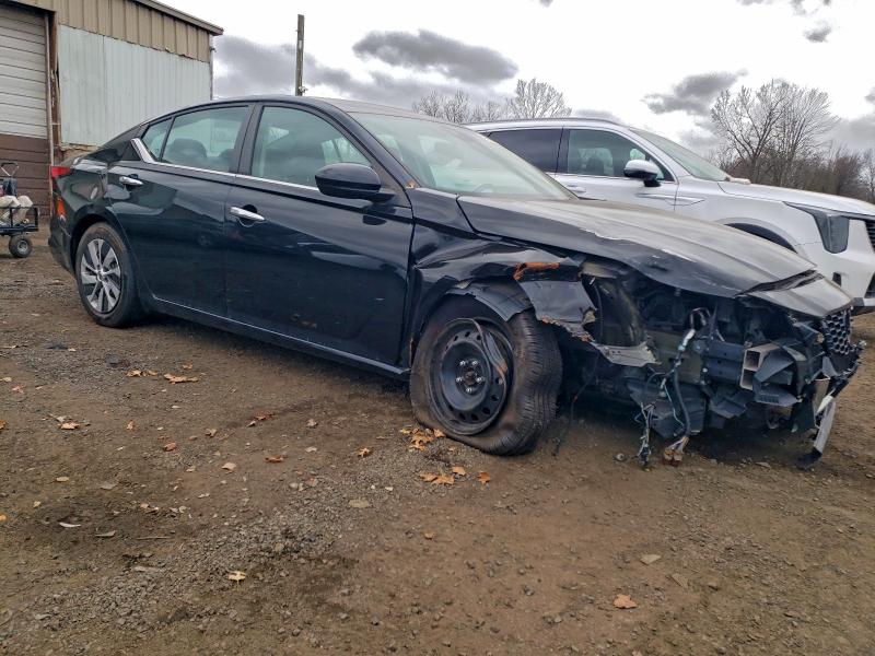 Фото 4 - NISSAN ALTIMA