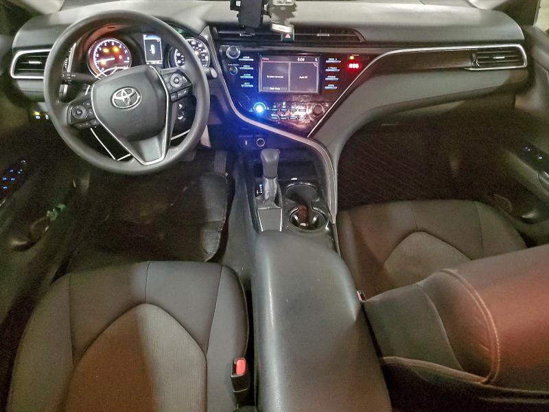 Фото 8 - TOYOTA CAMRY