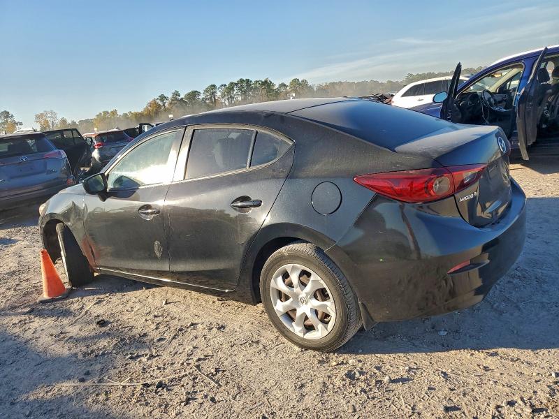 Фото 2 - MAZDA 3