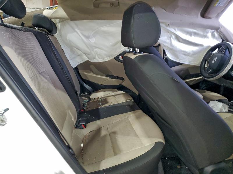 Фото 10 - HYUNDAI ACCENT