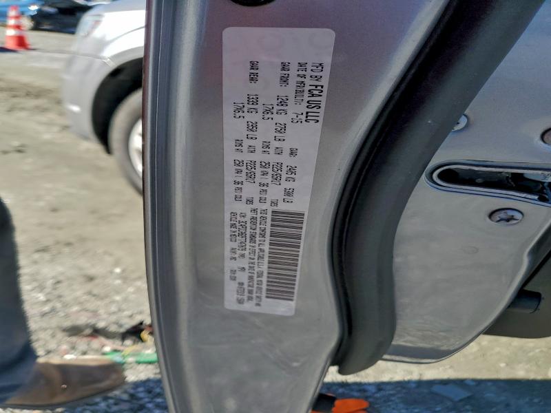 Фото 13 - DODGE JOURNEY