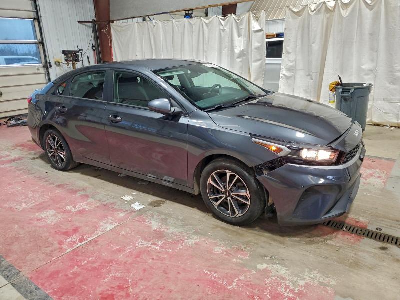 Фото 4 - KIA FORTE