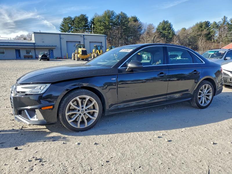 Фото 1 - AUDI A4