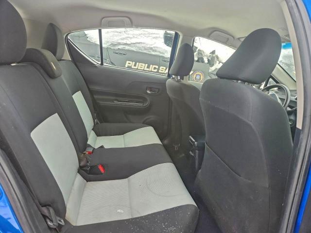 Фото 10 - TOYOTA PRIUS