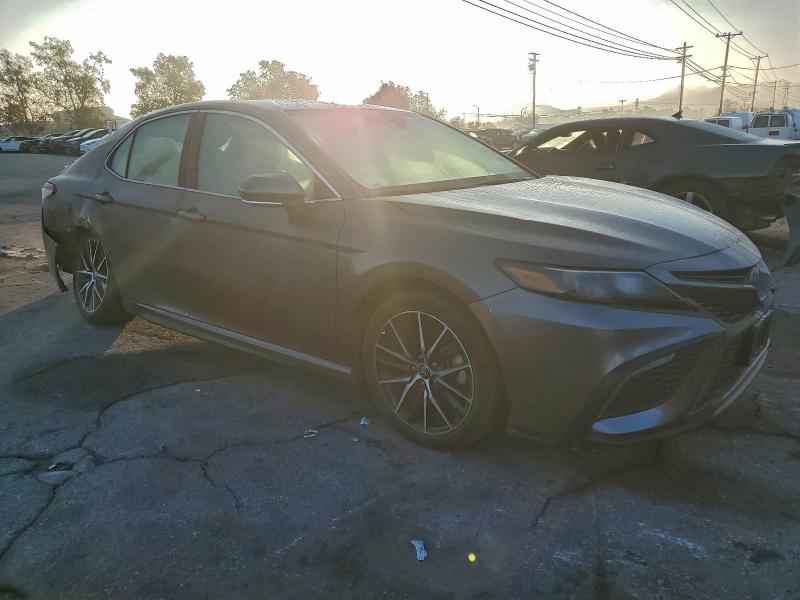 Фото 4 - TOYOTA CAMRY