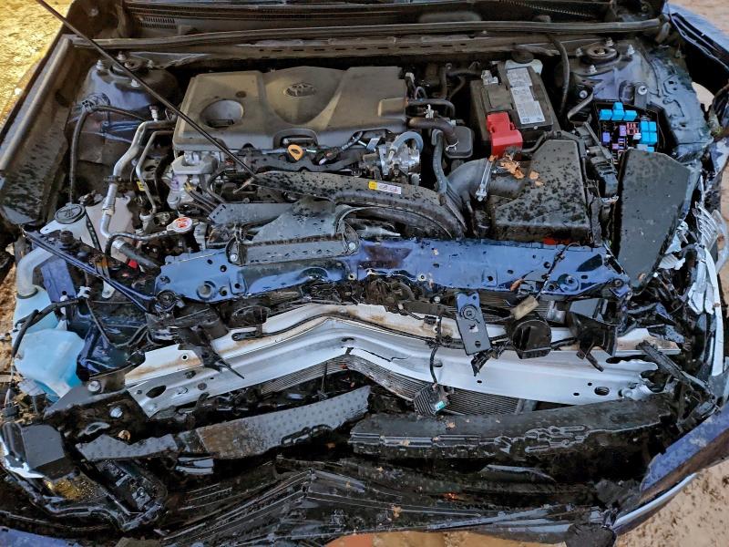 Фото 11 - TOYOTA CAMRY