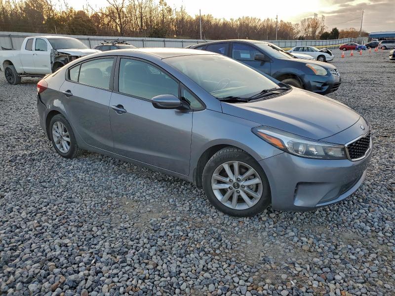 Фото 4 - KIA FORTE