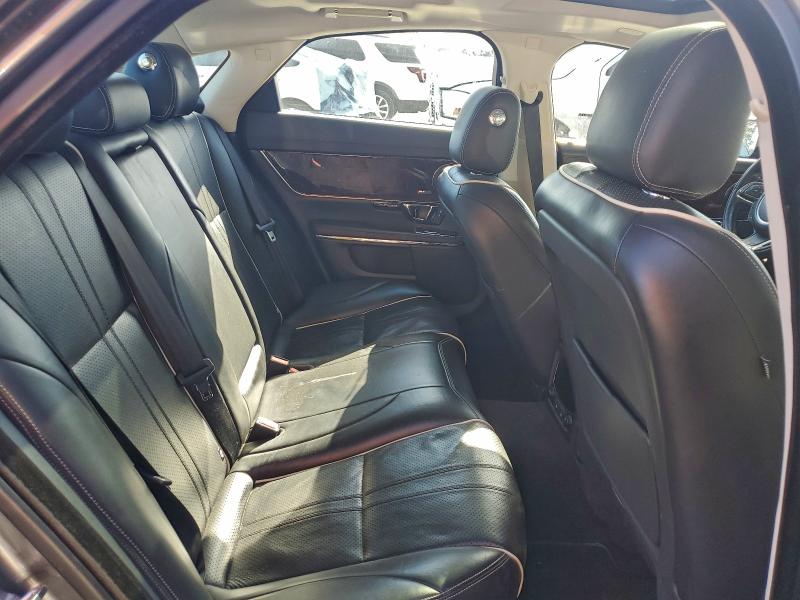 JAGUAR XJ 2016 VIN SAJWA1C74G8V96443