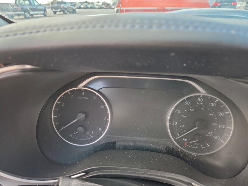 Фото 9 - NISSAN MAXIMA