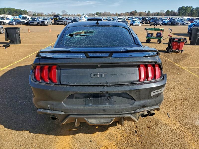 Фото 6 - FORD MUSTANG