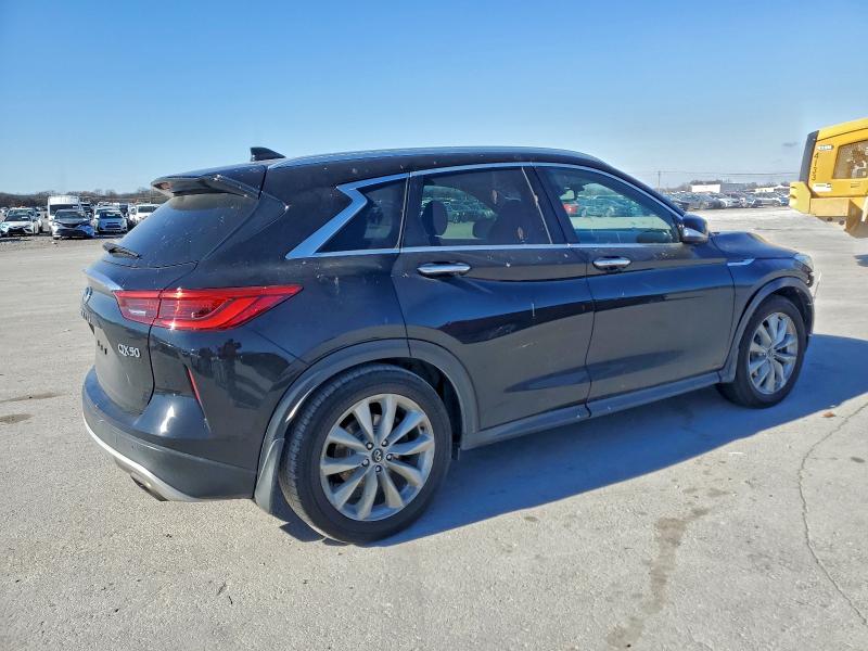 Фото 3 - INFINITI QX50