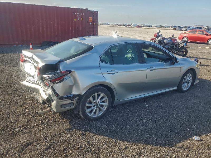 Фото 3 - TOYOTA CAMRY