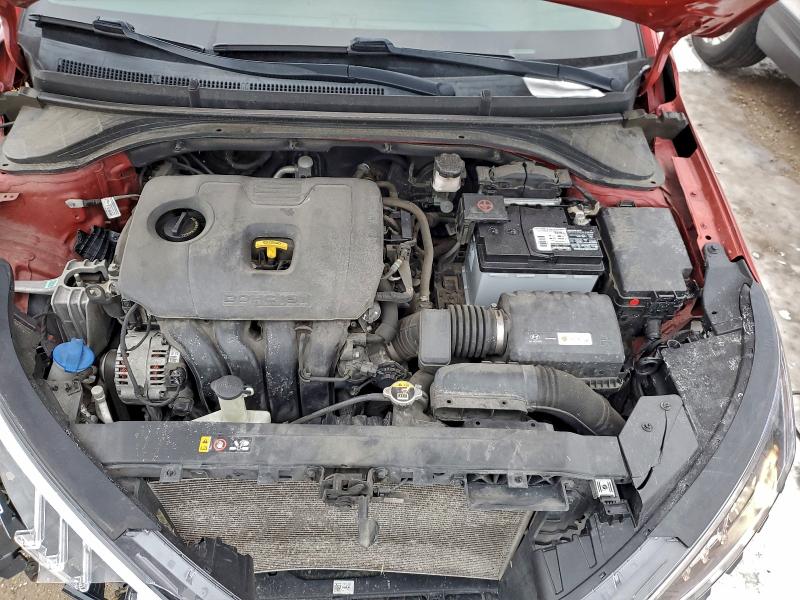 Фото 11 - HYUNDAI ELANTRA