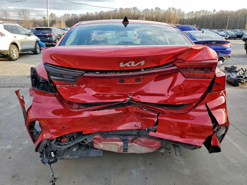 Фото 6 - KIA FORTE