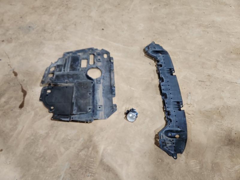 Фото 12 - TOYOTA PRIUS