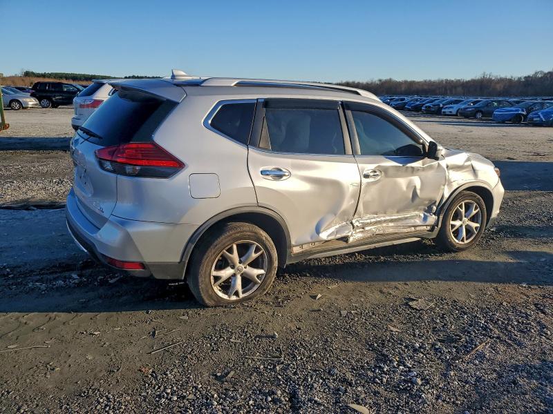 Фото 3 - NISSAN ROGUE